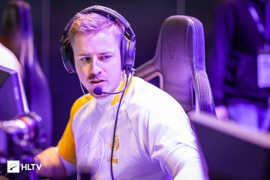 中东女性在电竞领域的崛起与挑战